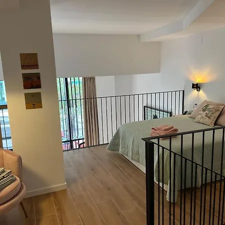 Апартаменты Alameda Velvet Ciudad Ciencias - Housevanlive
