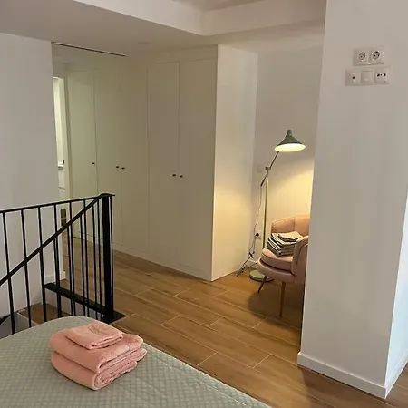 Апартаменты Alameda Velvet Ciudad Ciencias - Housevanlive *